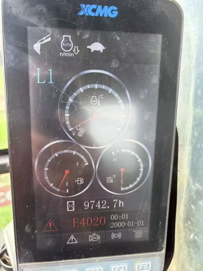 Used XCMG XE215 Excavator 2018 Model / 9