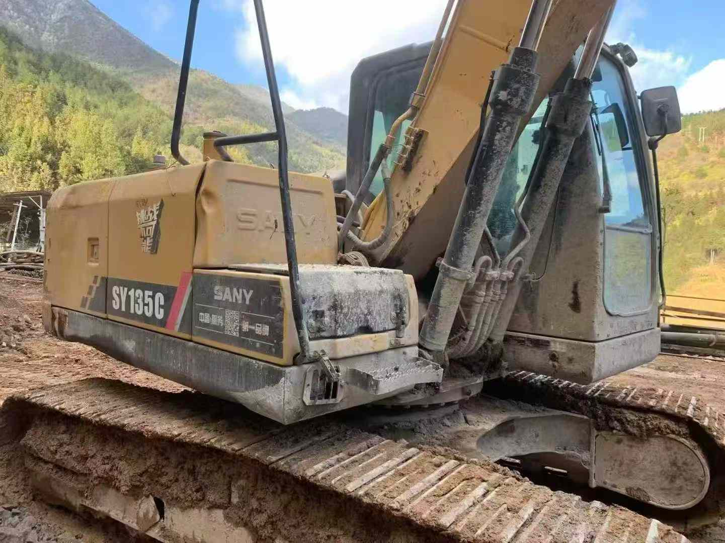 Used Sany SY135 Excavator 2021 Model / 3