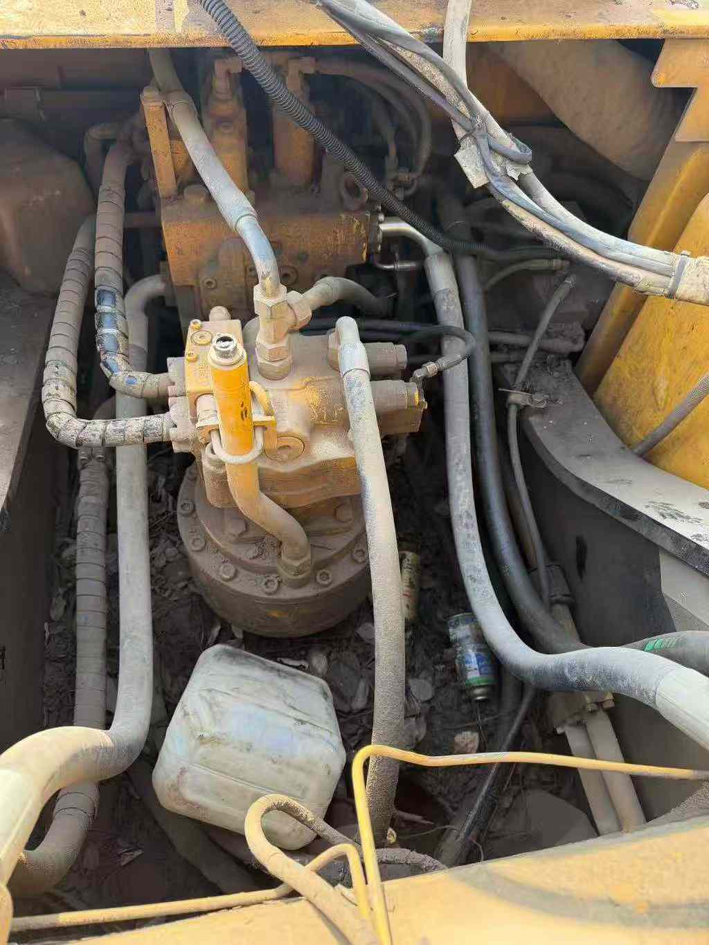 Used Sany SY245H Excavator 2018 Model / 3