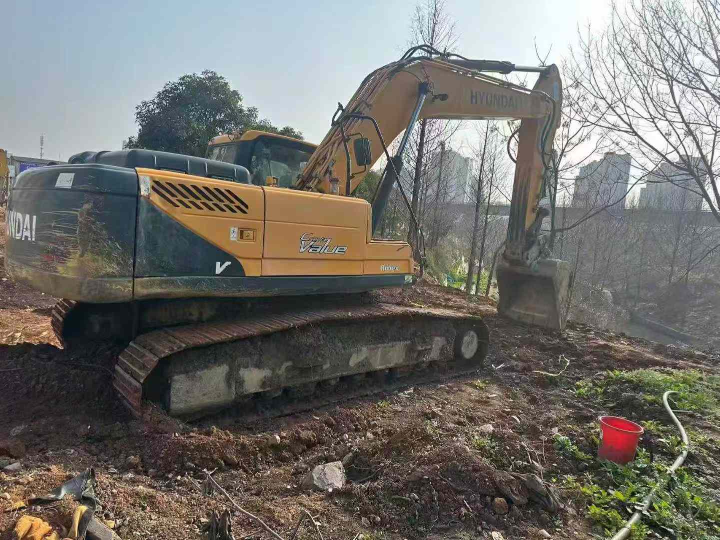 Used Hyundai HX75 Excavator 2015 Model / 2