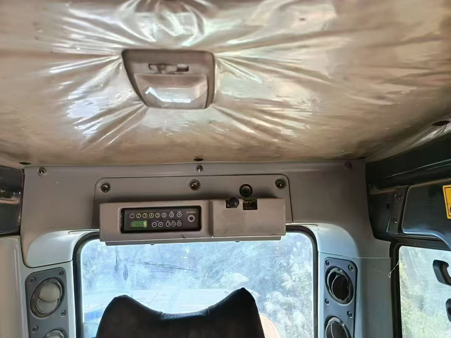 Used Hyundai 130LVS Excavator 2016 Model / 7