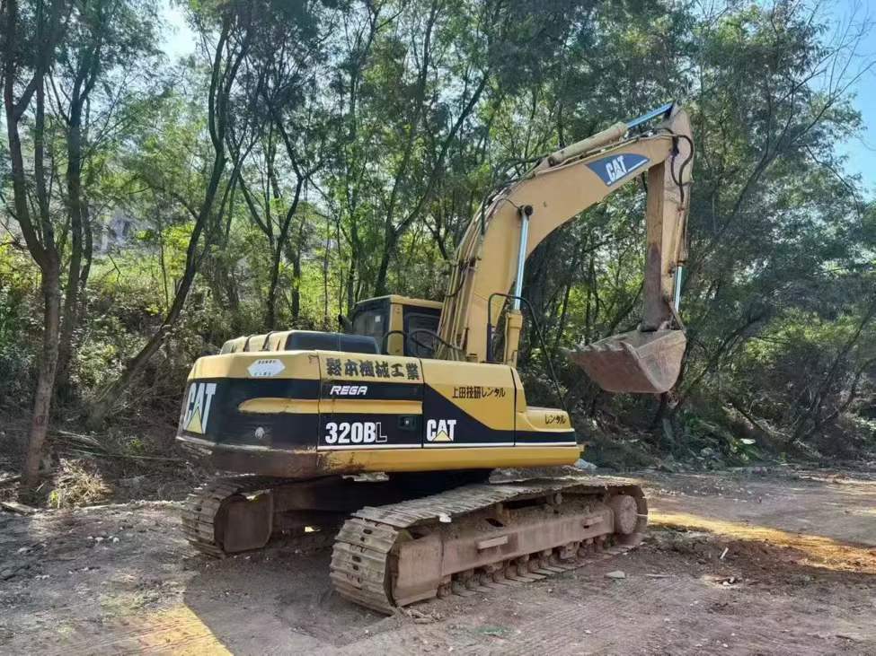 Used Caterpillar 320BL Excavator 2016 Model / 7