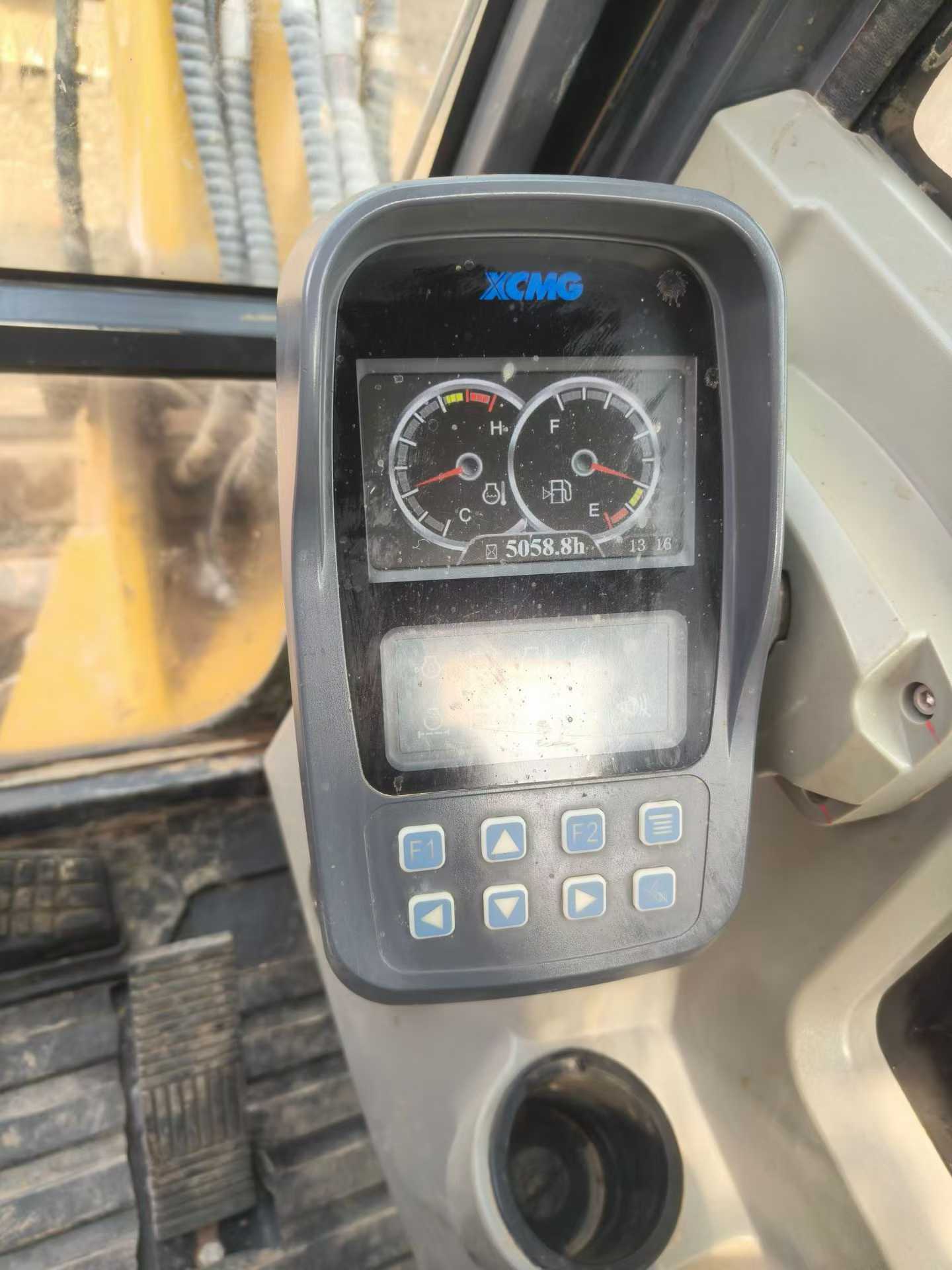 Used XCMG XE60 Excavator 2020 Model / 5