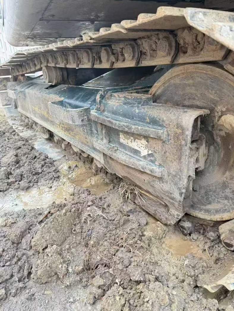 Used Hyundai 110LVS Excavator 2017 Model / 4