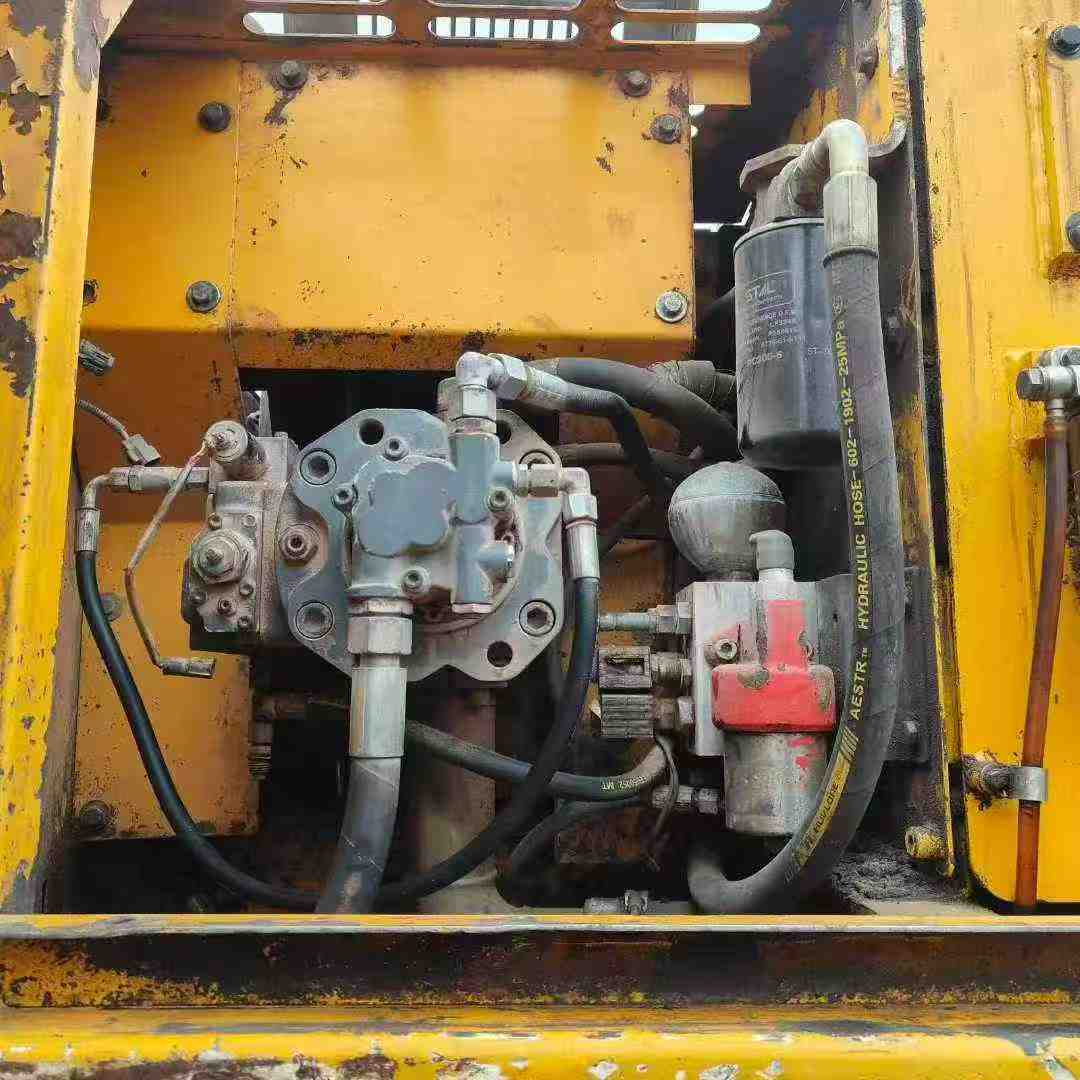 Used XCMG XE150D Excavator 2014 Model / 5