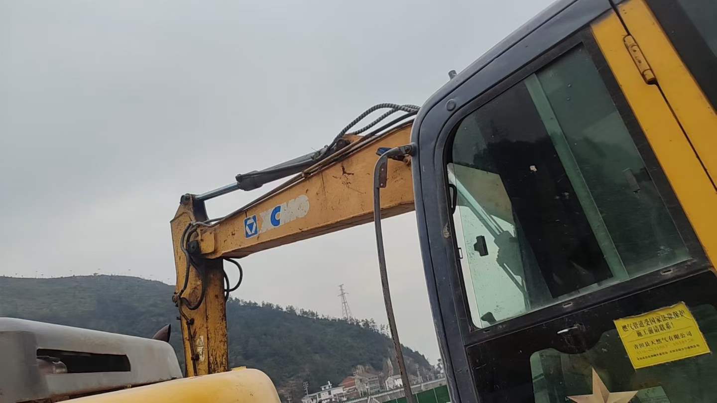 Used XCMG XE135GA Excavator 2014 Model / 2