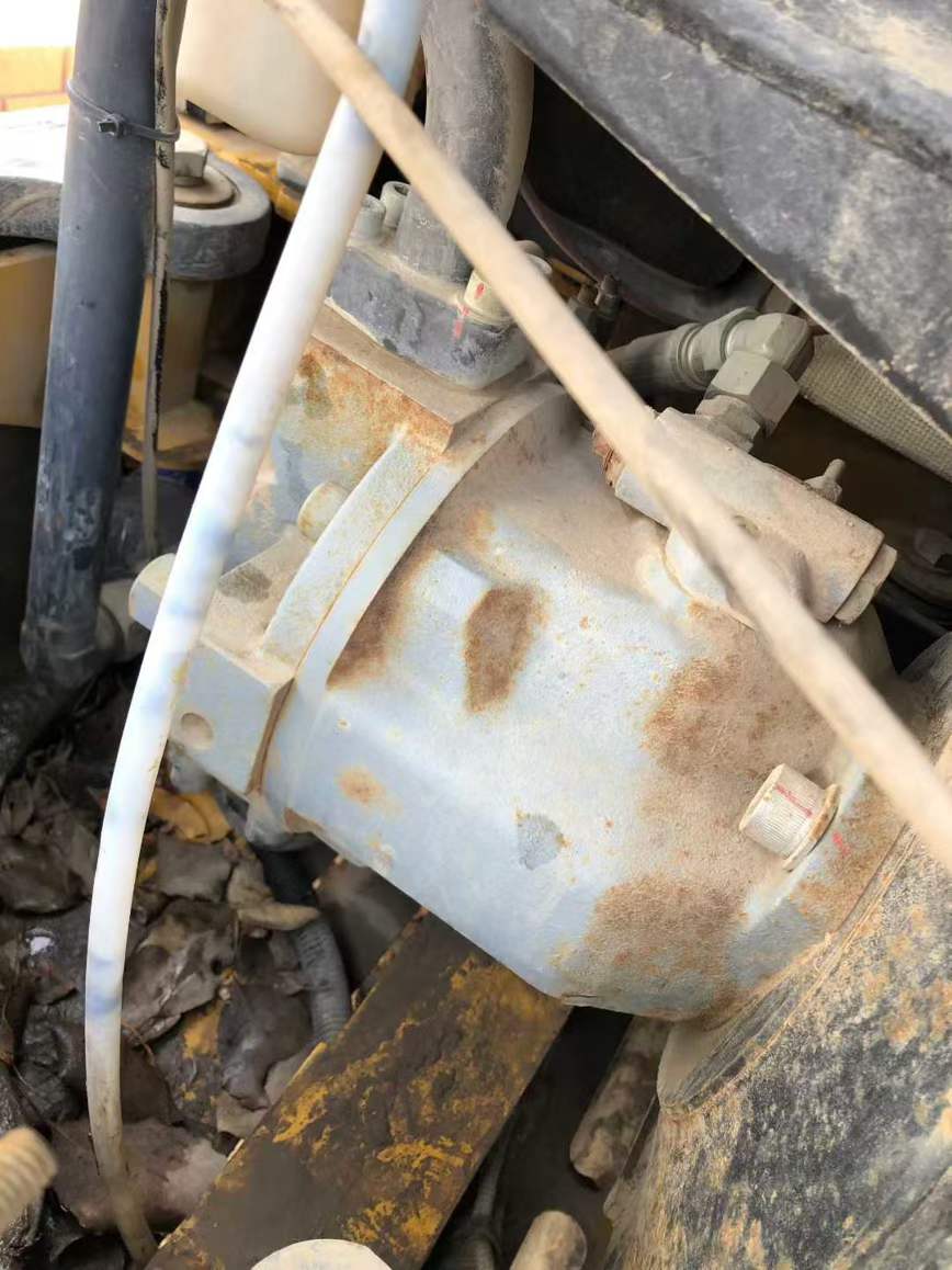 Used XCMG XE60D Excavator 2017 Model / 3