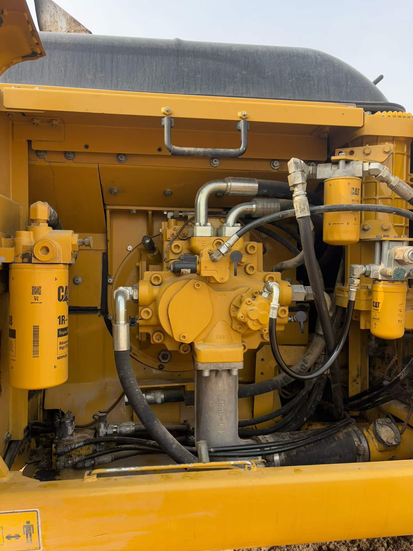 Used Caterpillar CT60 Excavator 2017 Model / 6