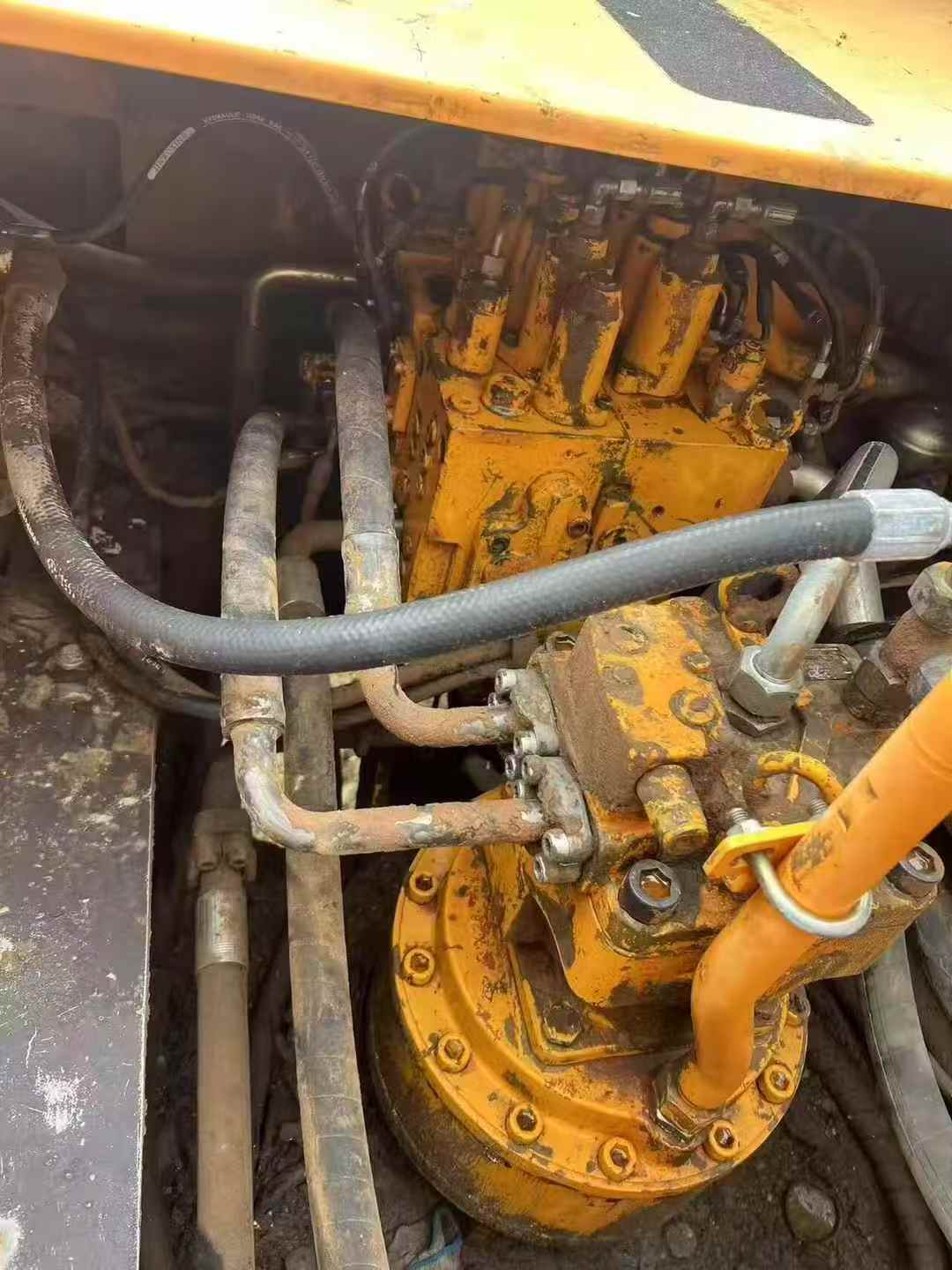 Used Sany SY265C Excavator 2016 Model / 4