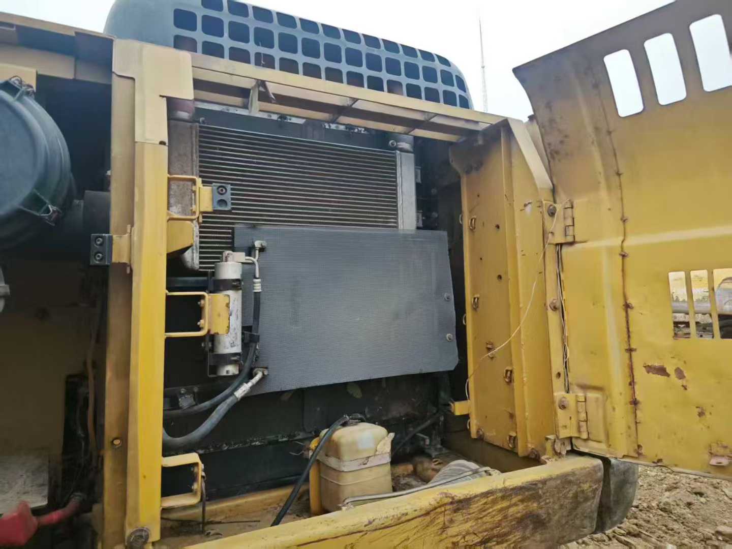 Used Caterpillar 320D Excavator 2014 Model / 5