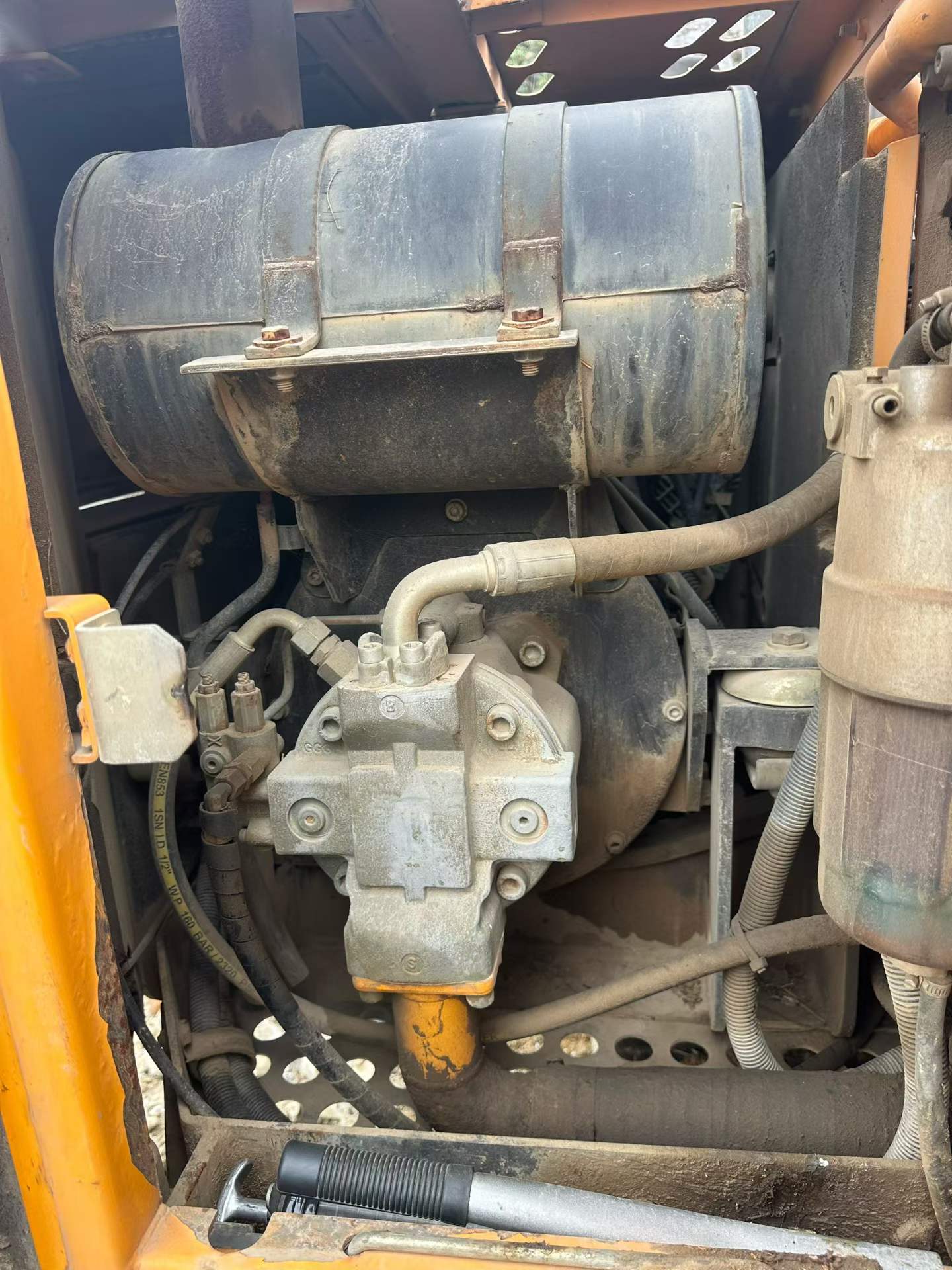 Used Sany SY65W Excavator 2014 Model / 5