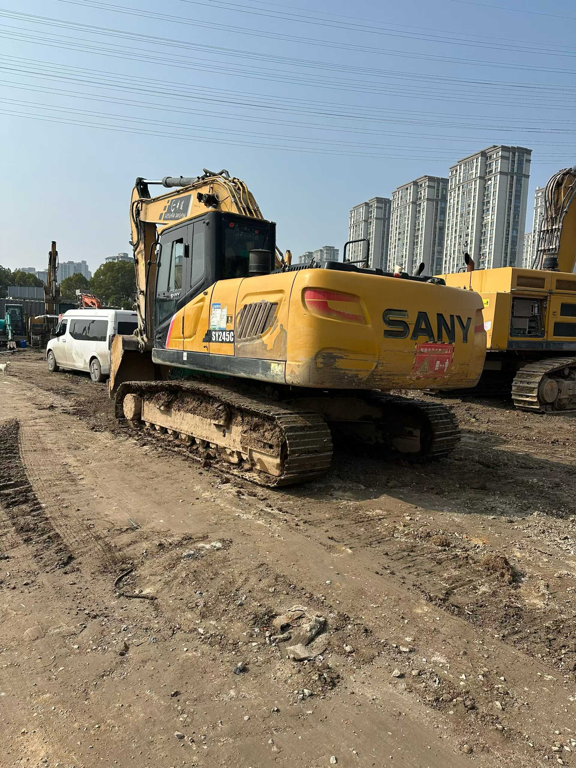 Buy Sany SY215W Used Excavator