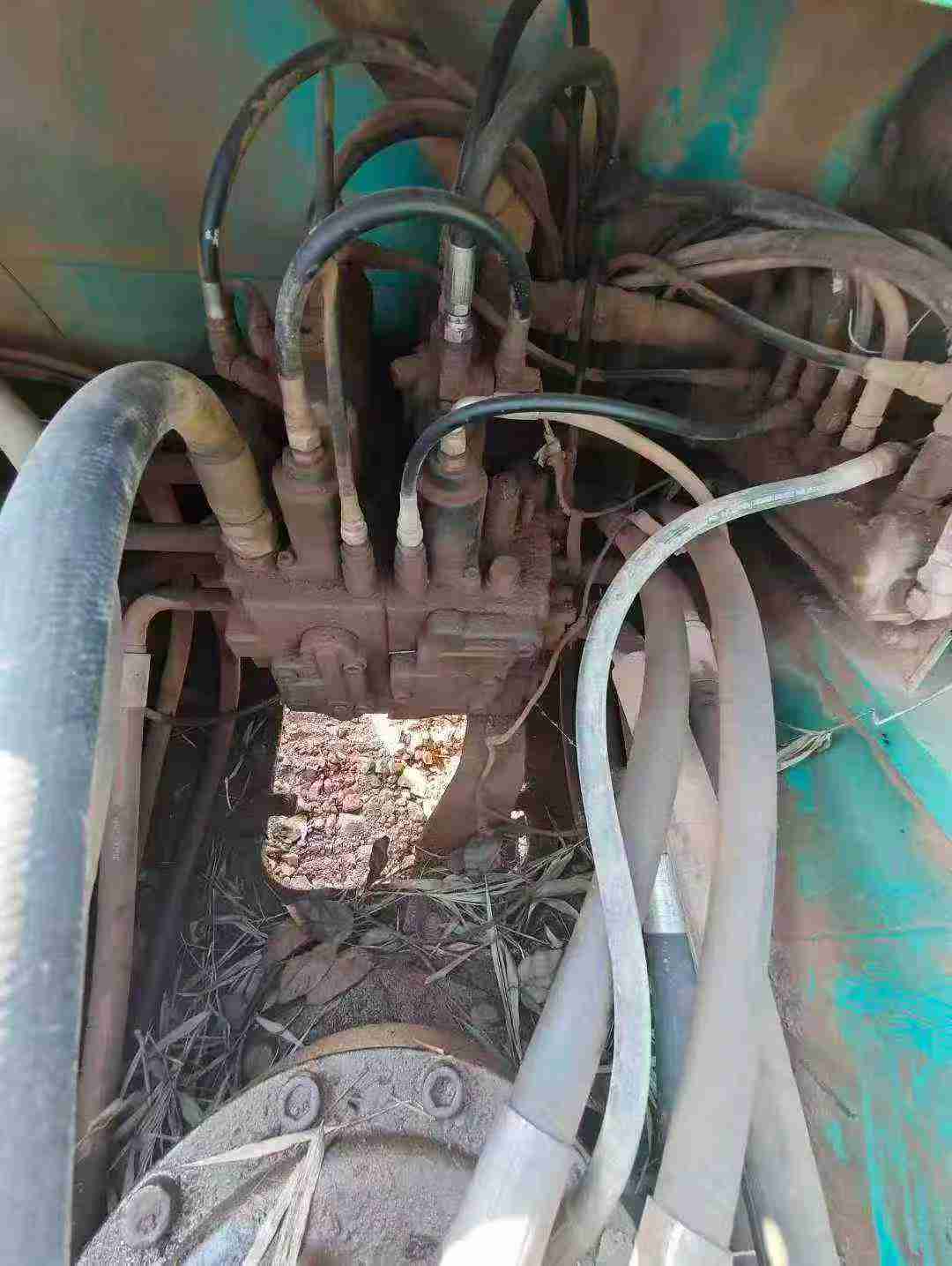 Buy Kobelco SK350LC SuperX Used Excavator / 4 Used Kobelco SK350LC SuperX Excavator 2011 Model / 4