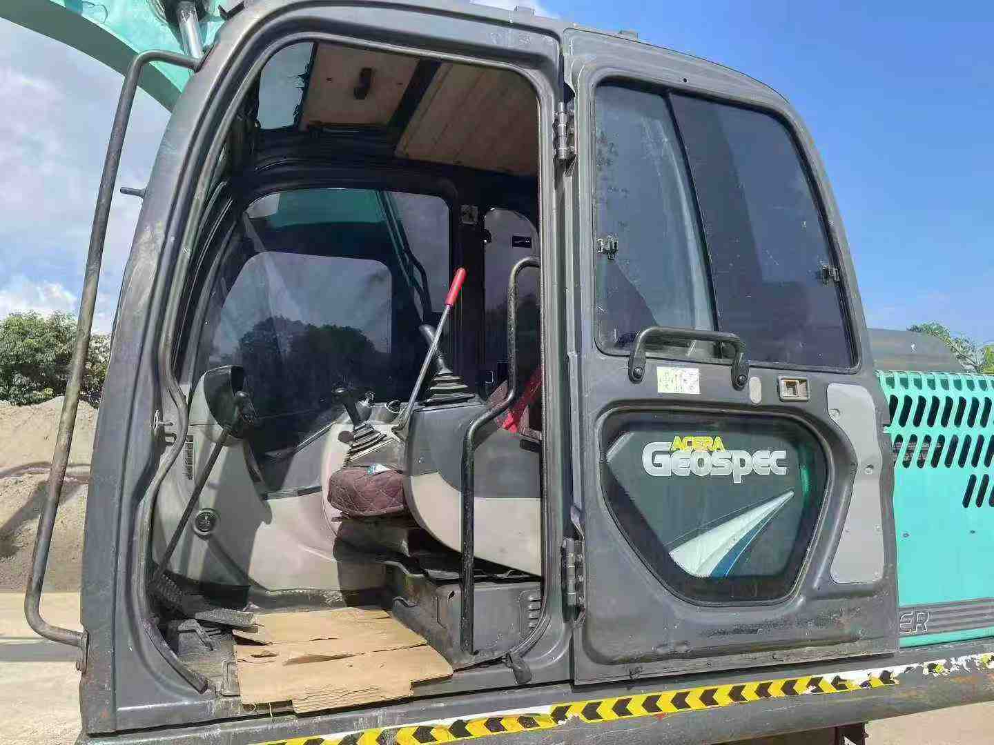 Used Kobelco SK130-8 Excavator 2014 Model / 7