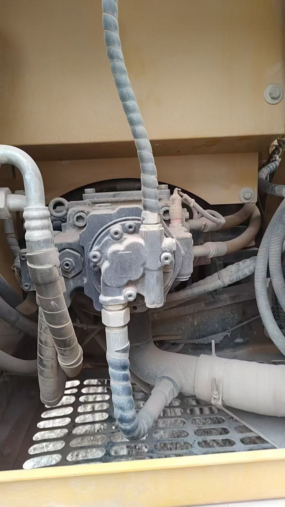 Buy Sany SY125H Used Excavator / 3 Used Sany SY125H Excavator 2020 Model / 3