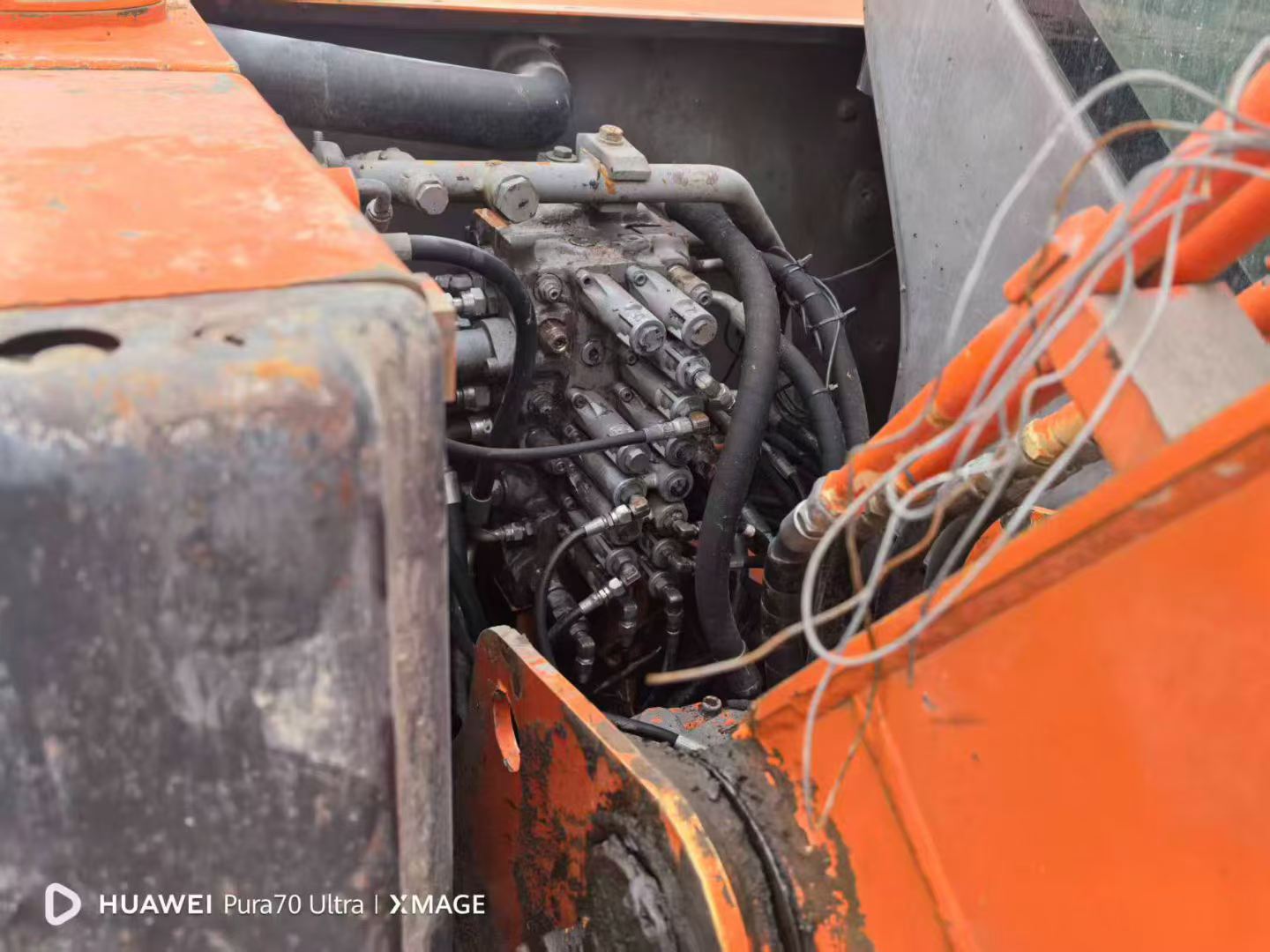 Used Hitachi ZX800 Excavator 2013 Model / 7