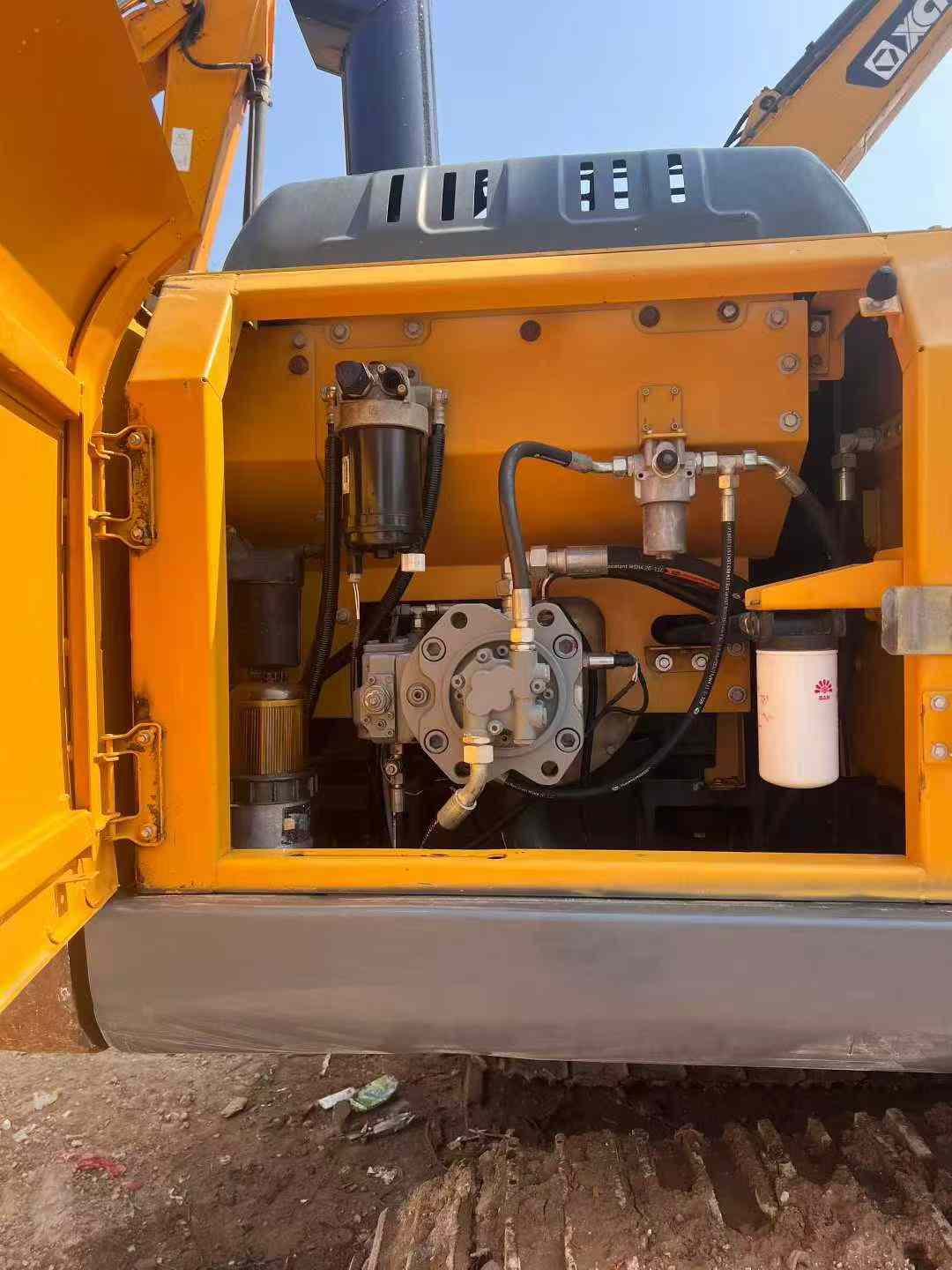 Used XCMG LW200 Excavator 2019 Model / 7