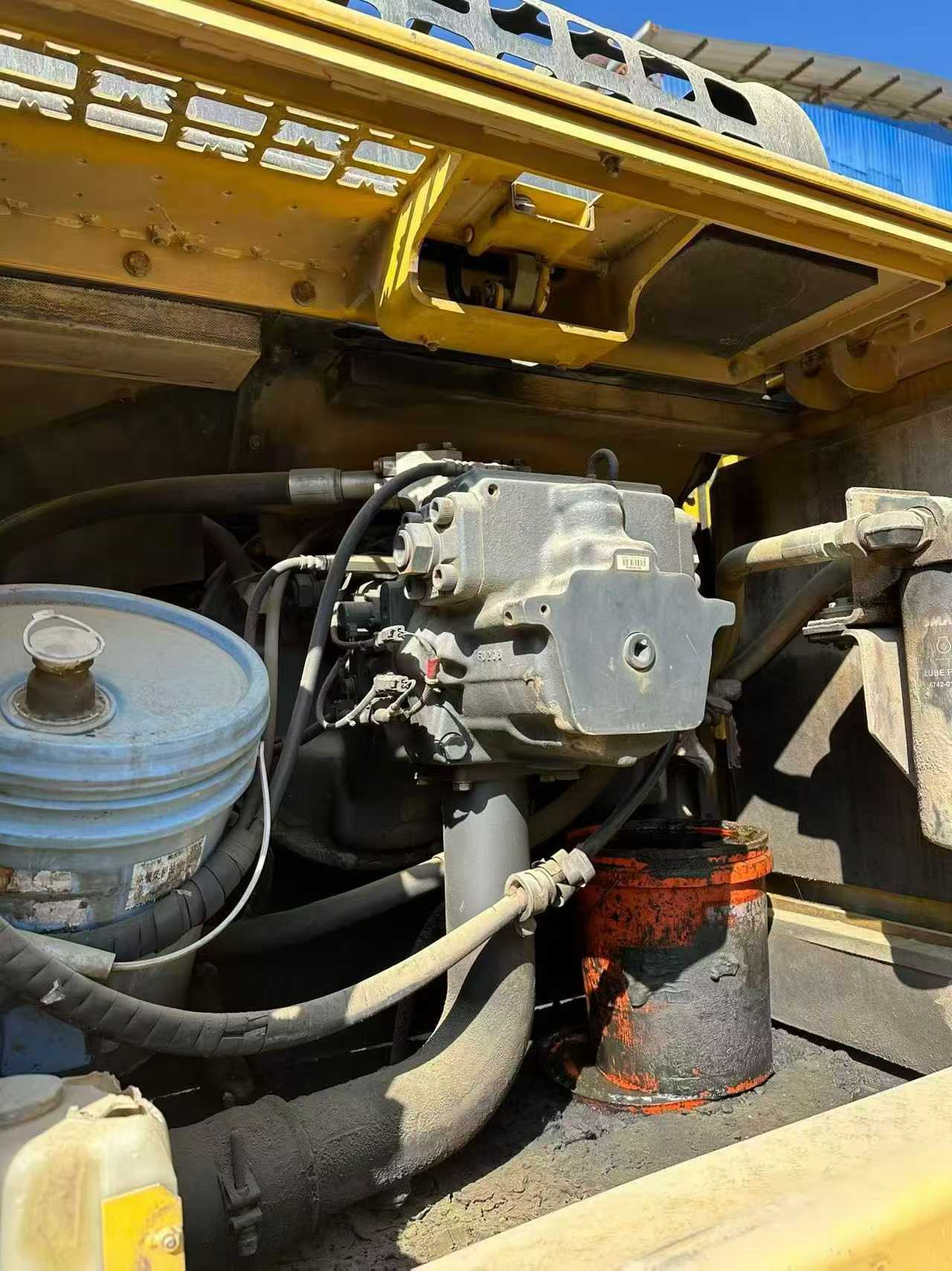 Used Komatsu PC350-8 Excavator 2016 Model / 4