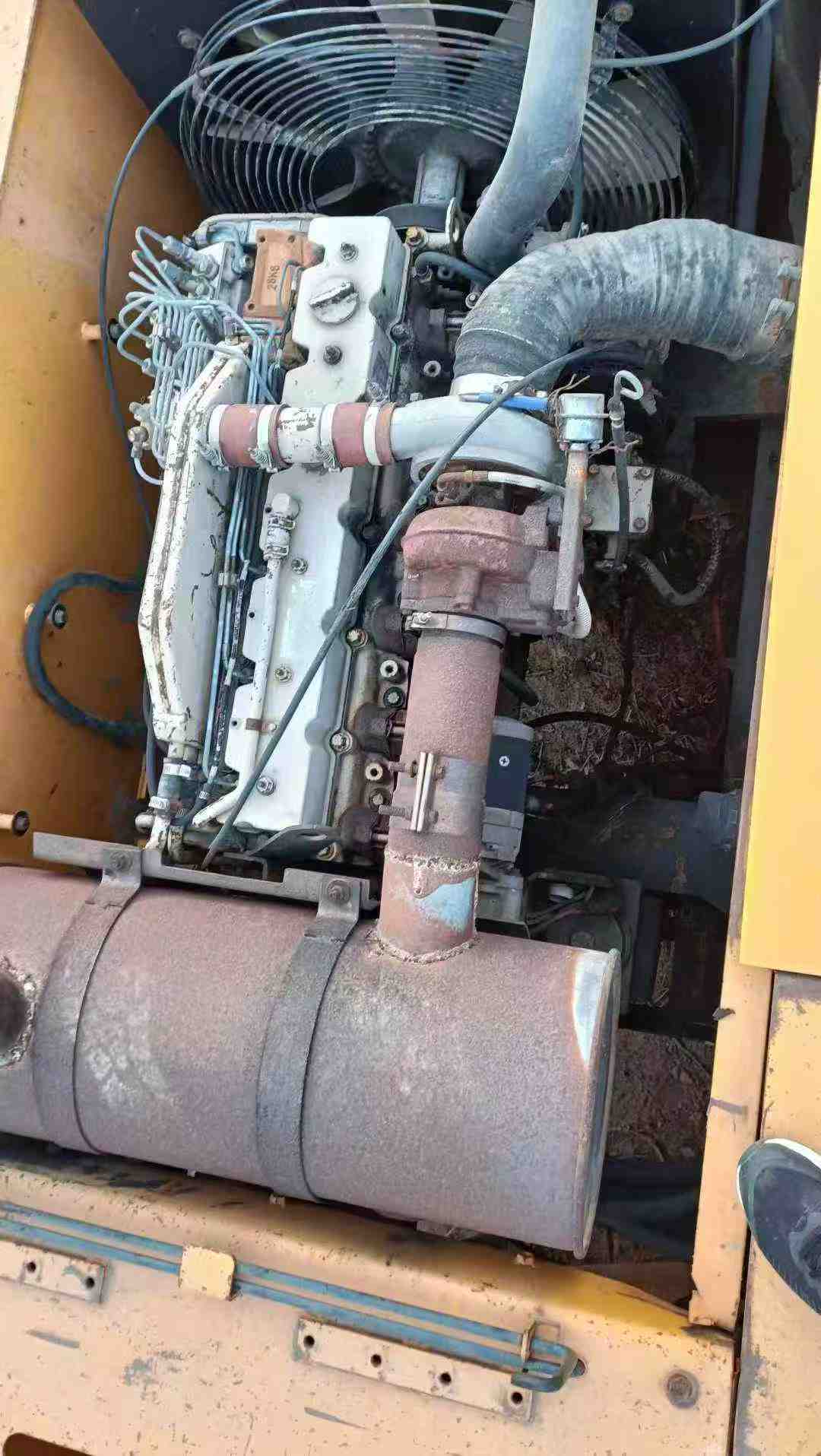 Used Hyundai HX305L Excavator 2012 Model / 4