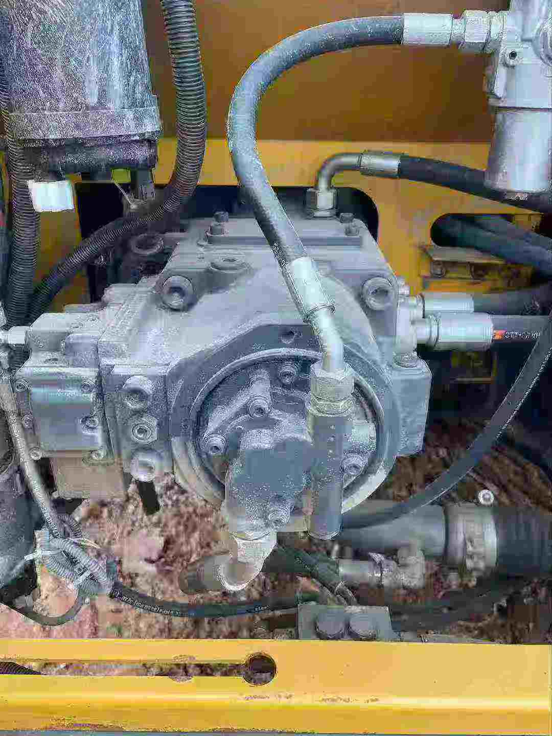 Used XCMG XE215 Excavator 2020 Model / 6