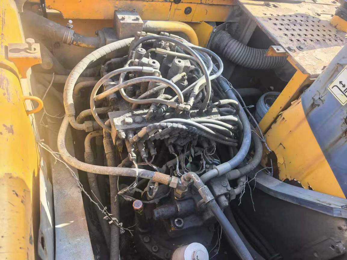 Used Sany SY215C-8S Excavator 2016 Model / 5