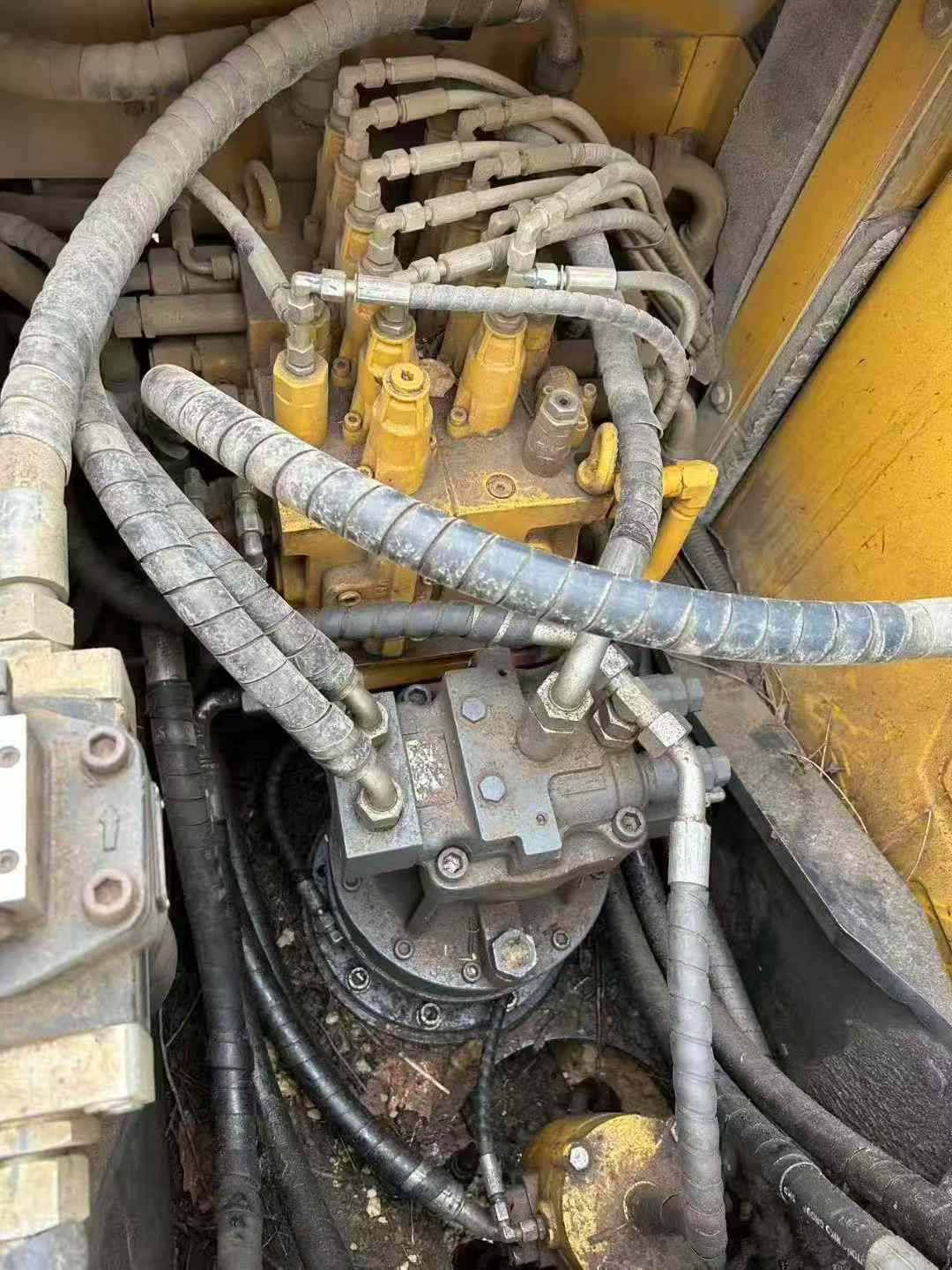 Used Sany SY135 Excavator 2019 Model / 4