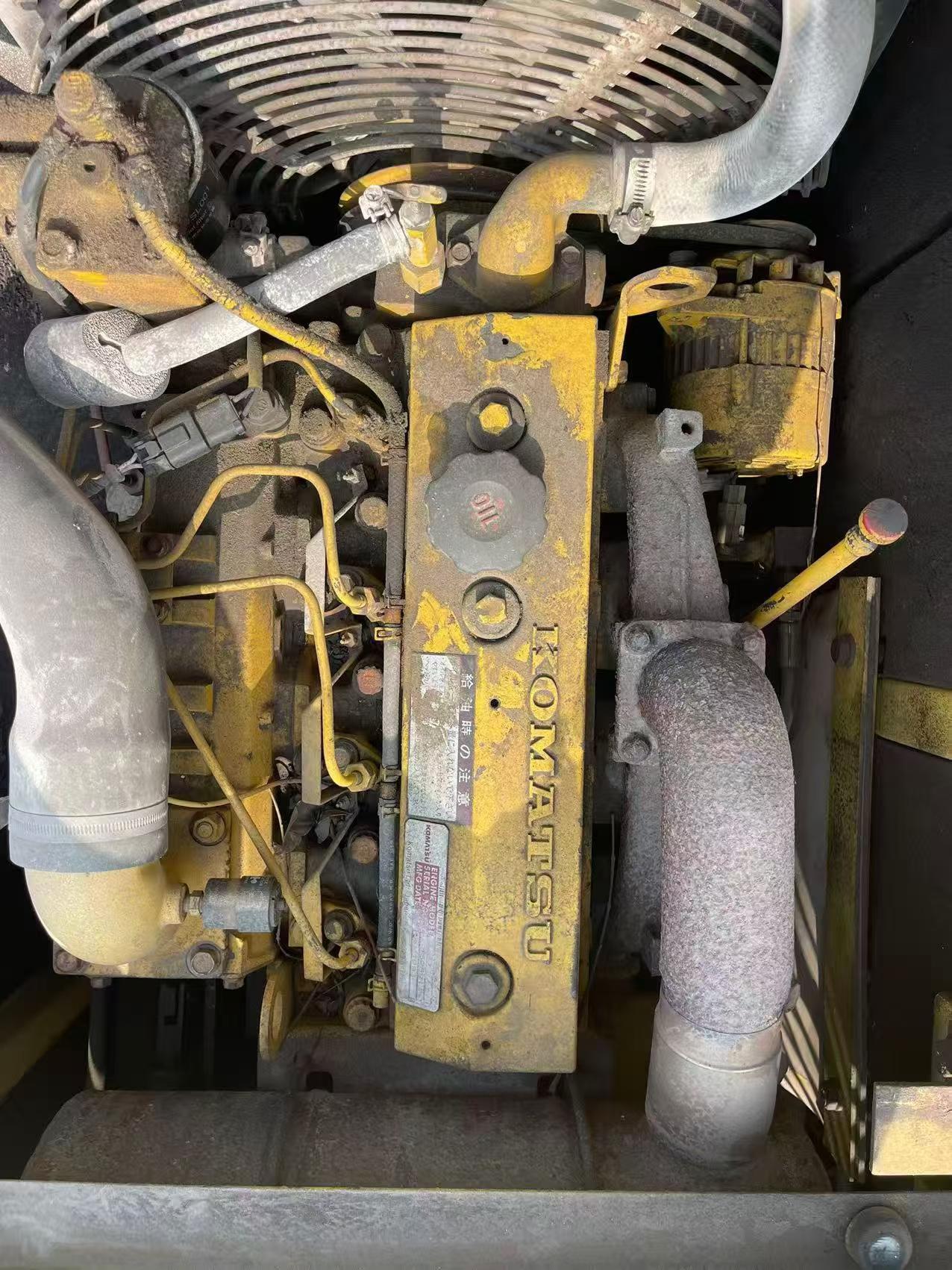 Used Komatsu PC60-6 Excavator 2016 Model / 3