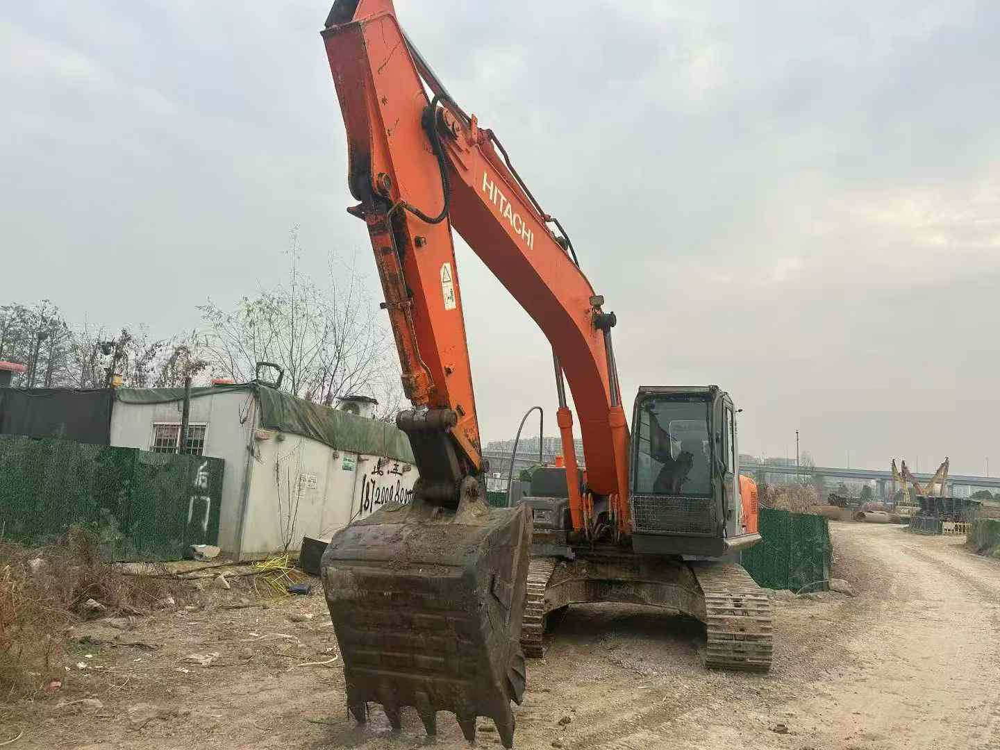 Used Hitachi EX210 Excavator 2011 Model / 5