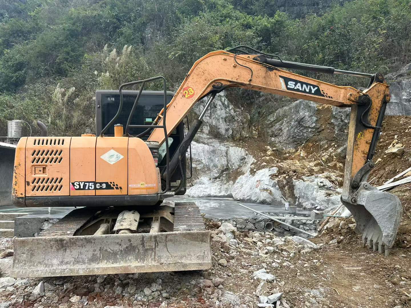 Buy Sany SY65W Used Excavator