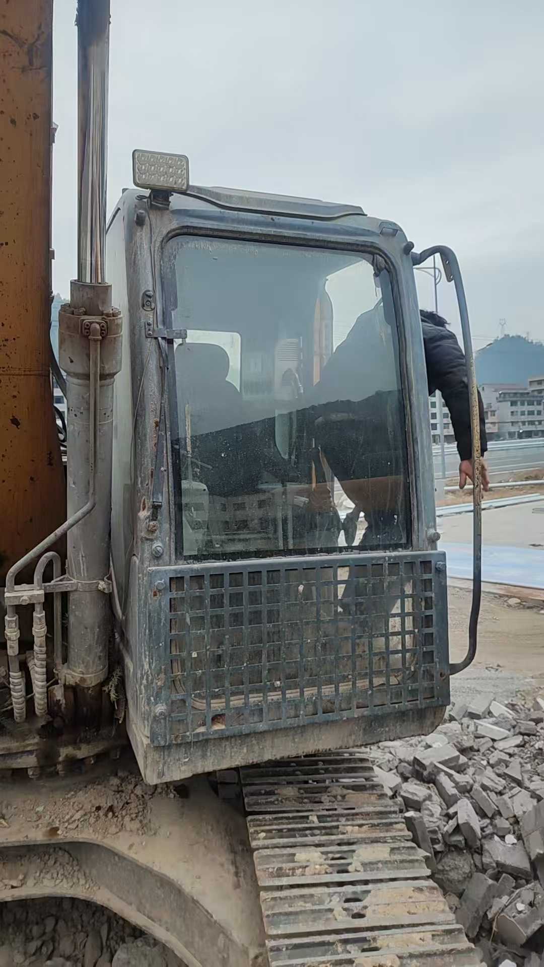 Used XCMG XE135GA Excavator 2014 Model / 4