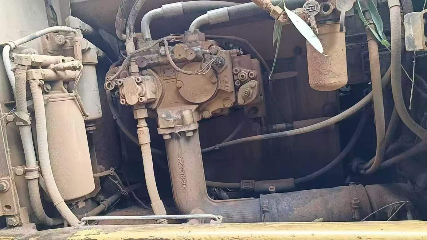 Used Caterpillar CT18 Excavator 2015 Model / 3