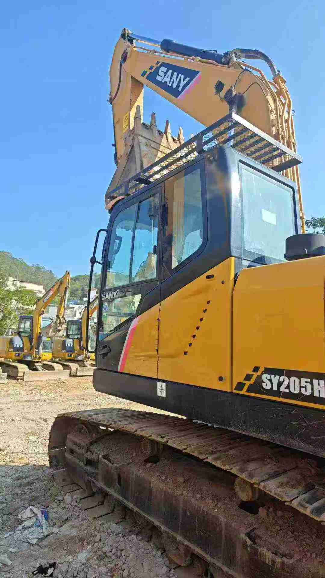 Used Sany SY205H Excavator 2022 Model / 3