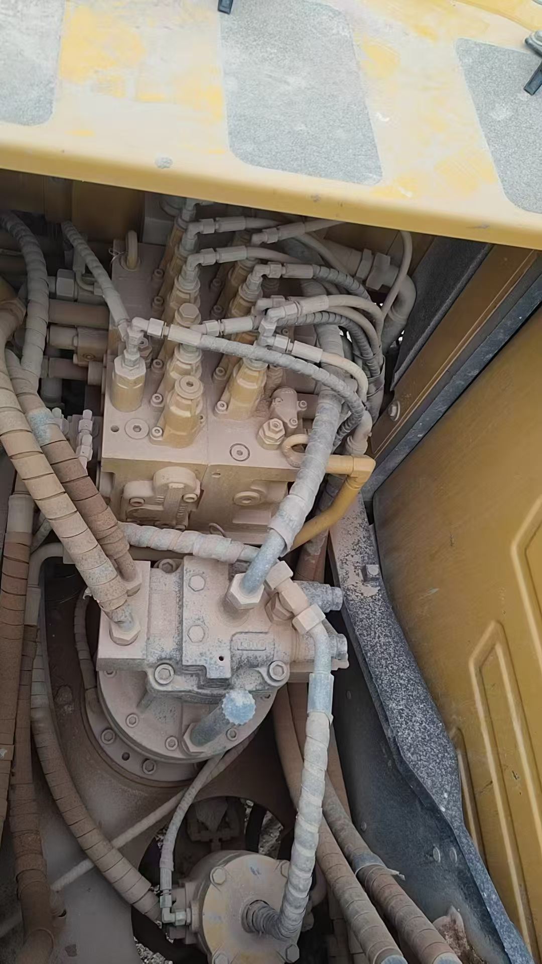 Buy Sany SY125H Used Excavator / 4 Used Sany SY125H Excavator 2020 Model / 4