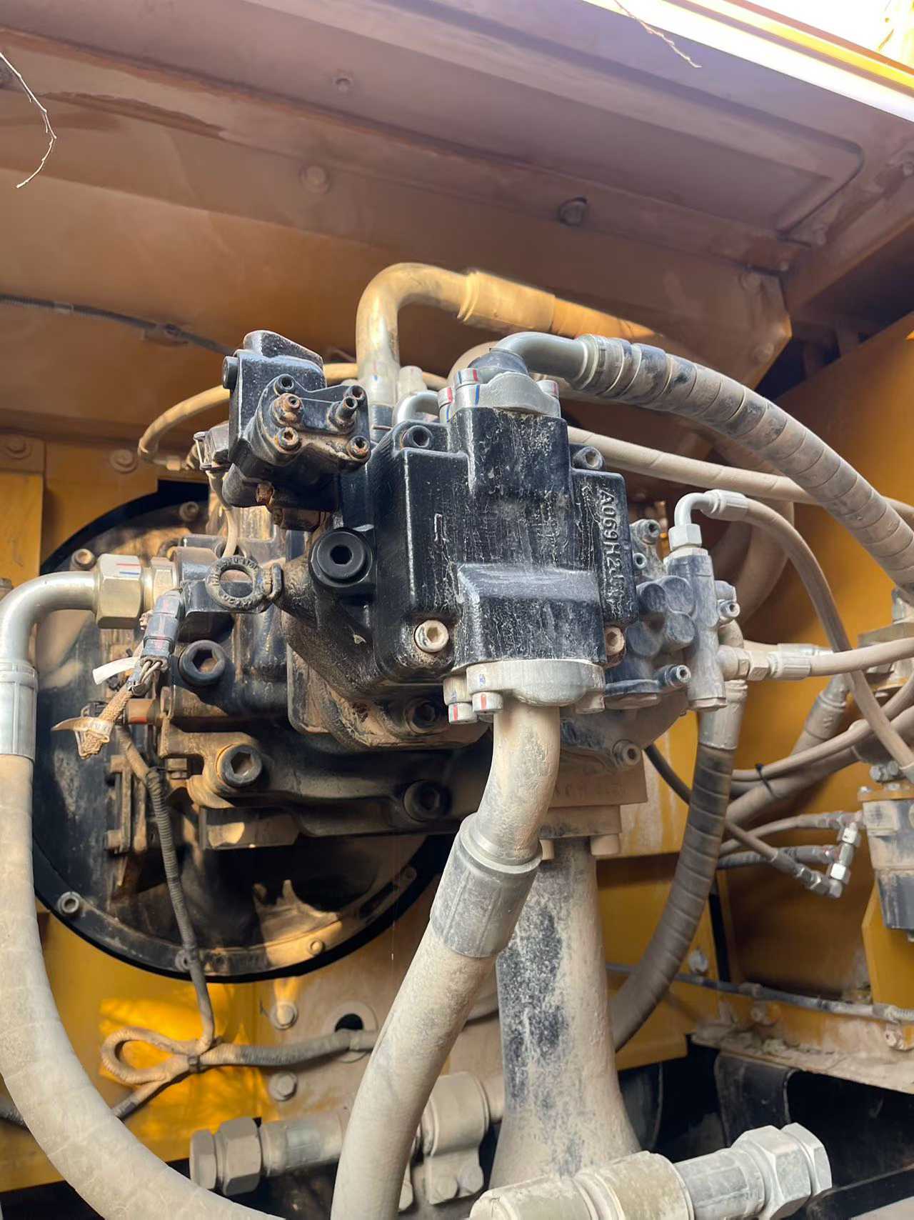 Used Sany SY85 Excavator 2019 Model / 4