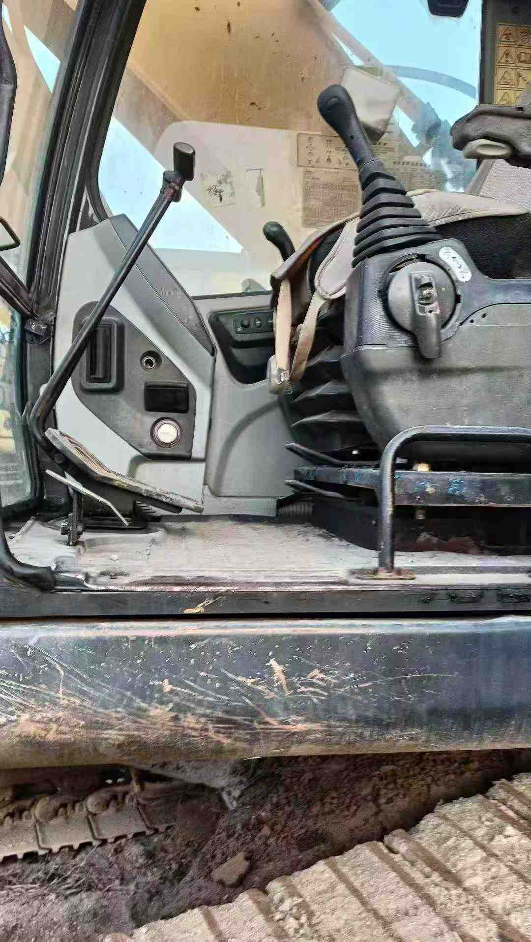 Used Hyundai HX305L Excavator 2012 Model / 6