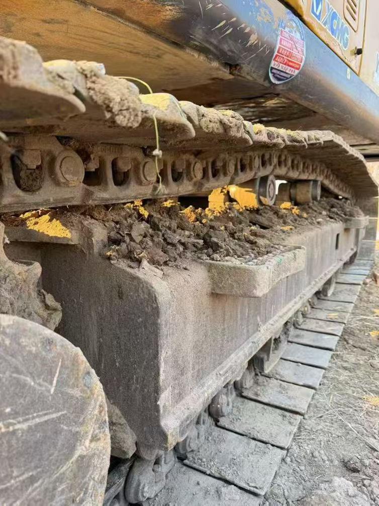 Used XCMG XE215 Excavator 2015 Model / 9