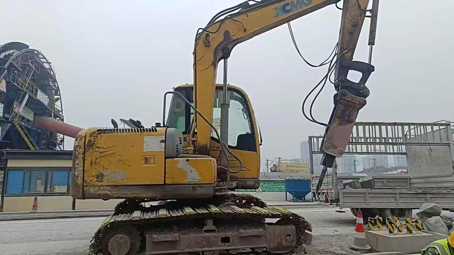 Used XCMG XE85GF Excavator 2014 Model / 3