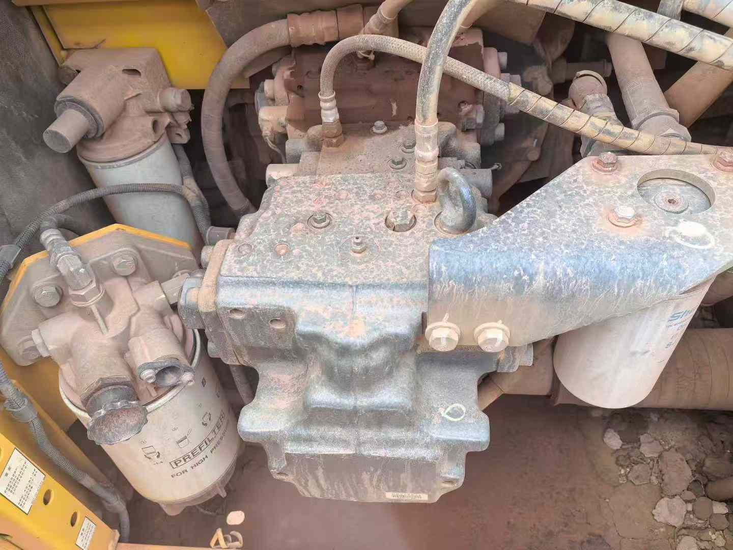 Used Komatsu PC220-8M0 Excavator 2018 Model / 8