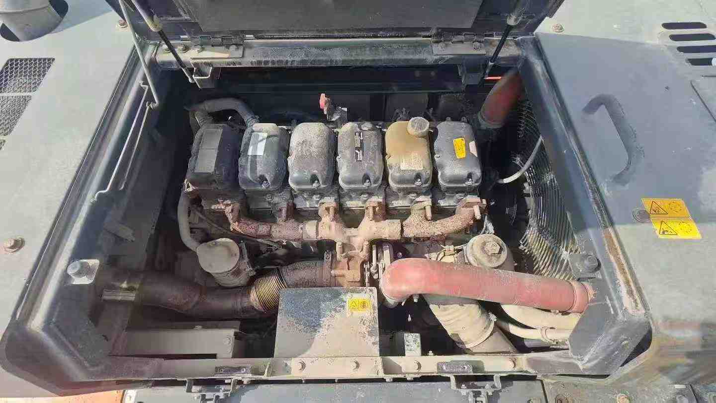 Used Doosan DX520LC Excavator 2020 Model / 2