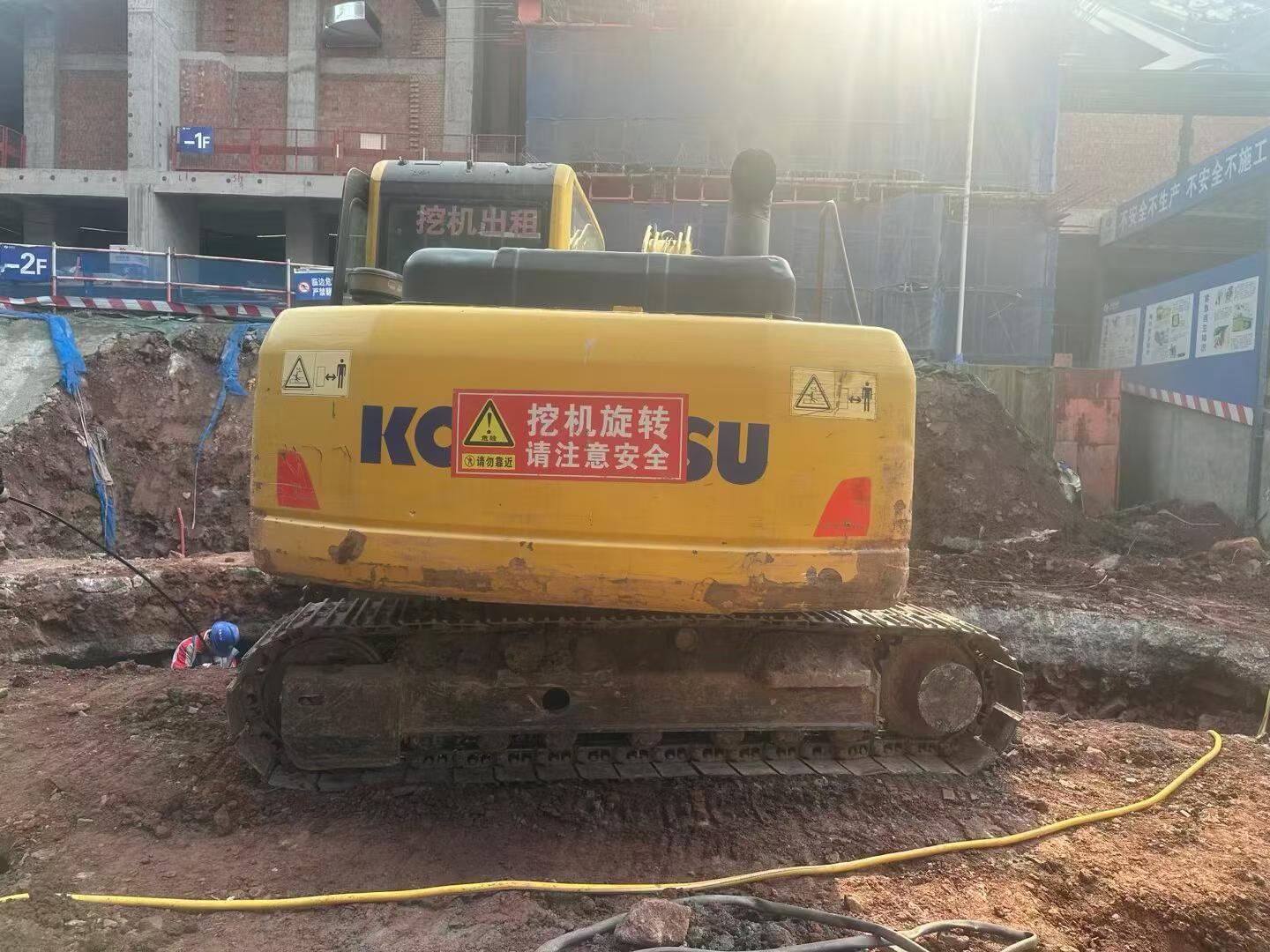 Used Komatsu PC130-8 Excavator 2020 Model / 2