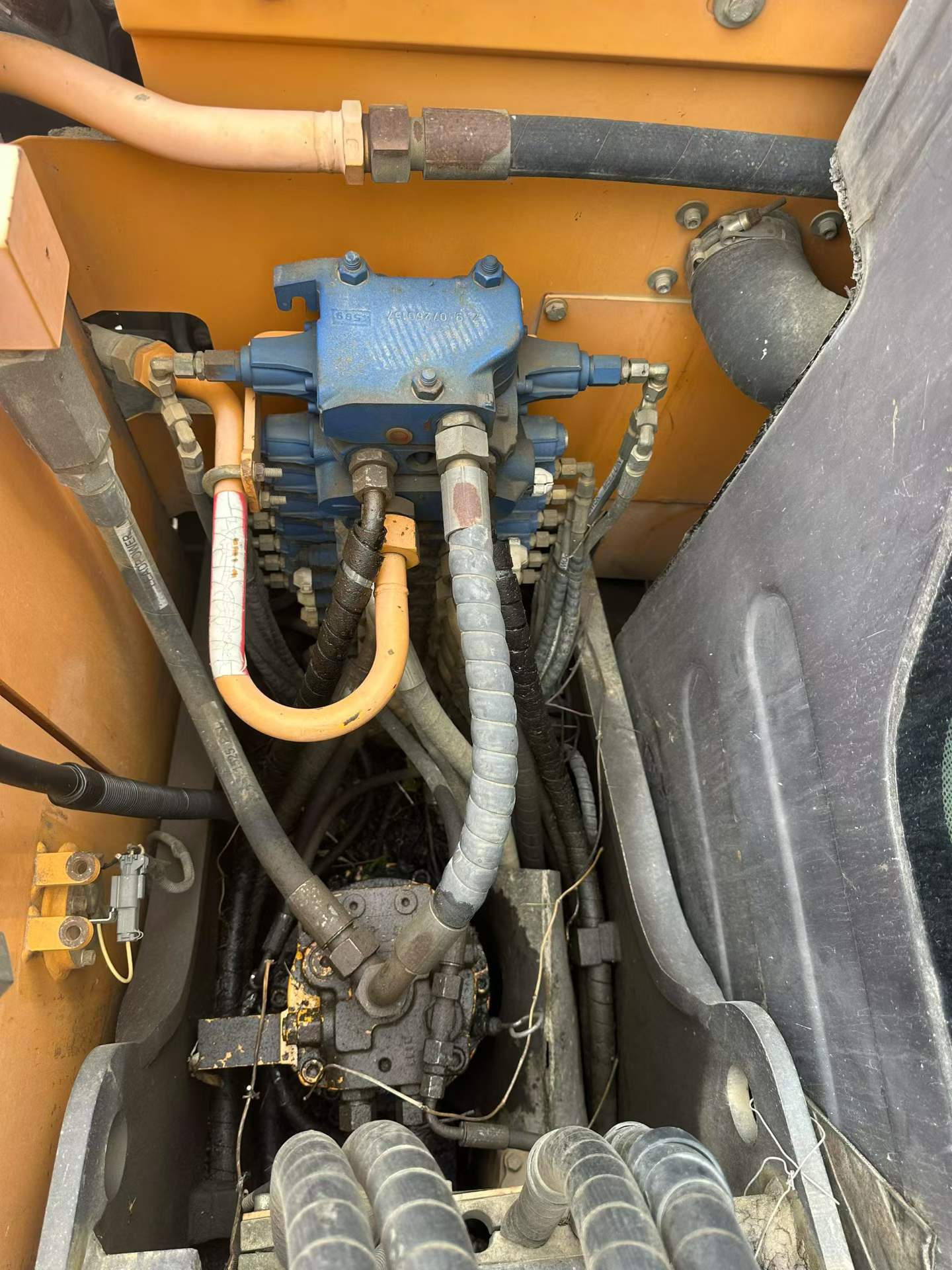 Used Sany SY65W Excavator 2014 Model / 4