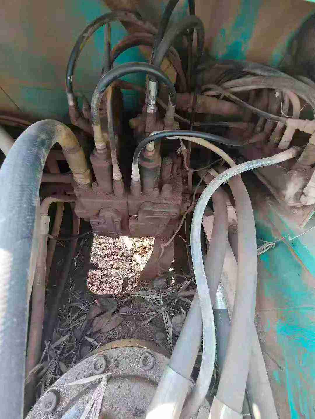 Used Kobelco SK350LC8 Excavator 2016 Model / 4