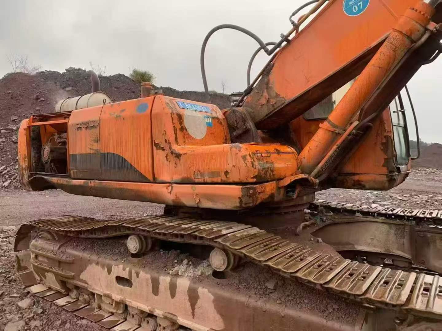 Used Doosan DH70 Excavator 2016 Model / 3