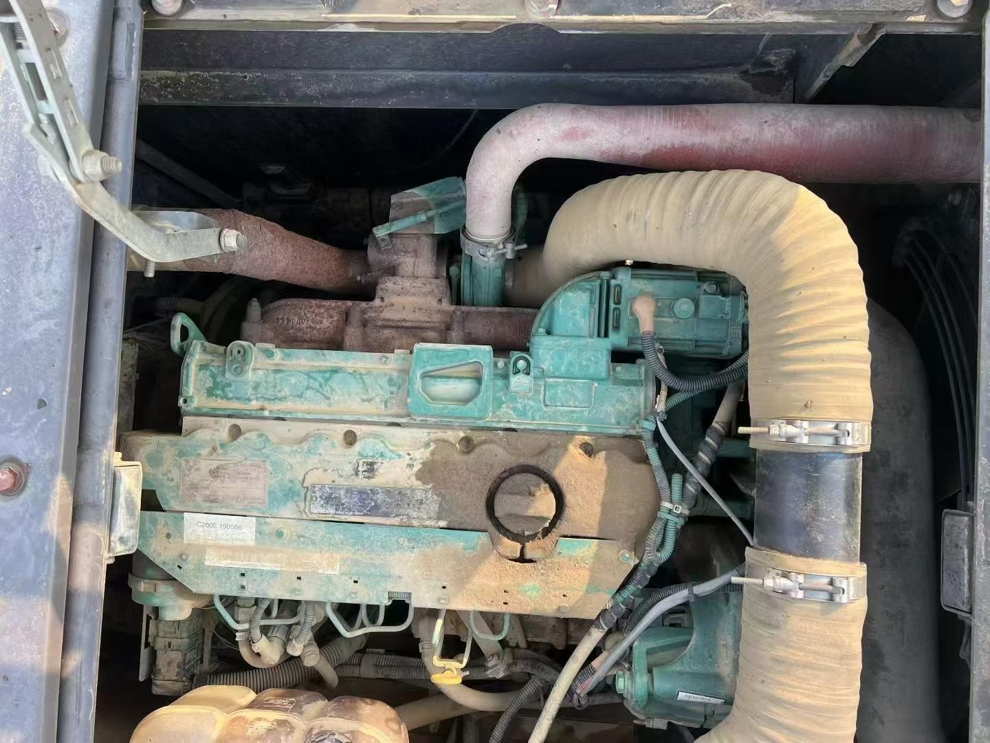 Used Volvo EC200 Excavator 2021 Model / 5