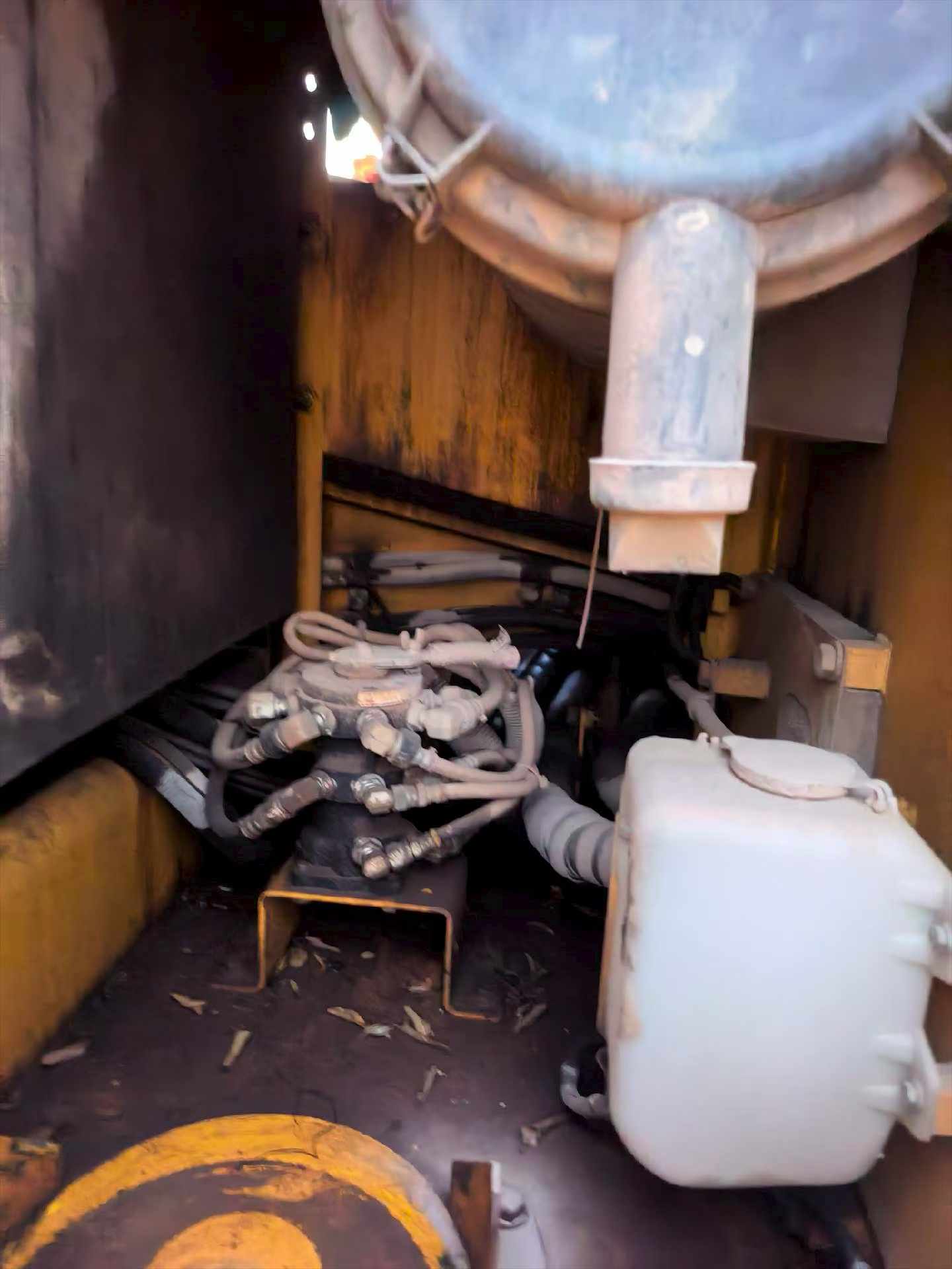 Used Komatsu PC200-8N1 Excavator 2013 Model / 8