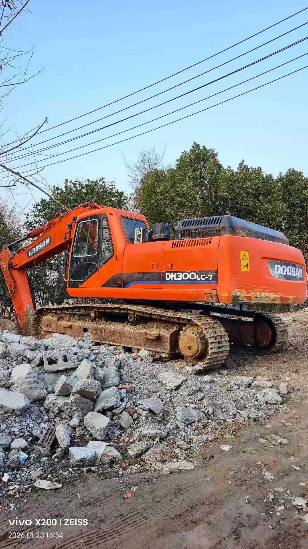 Used Doosan DL300 Excavator 2014 Model / 2