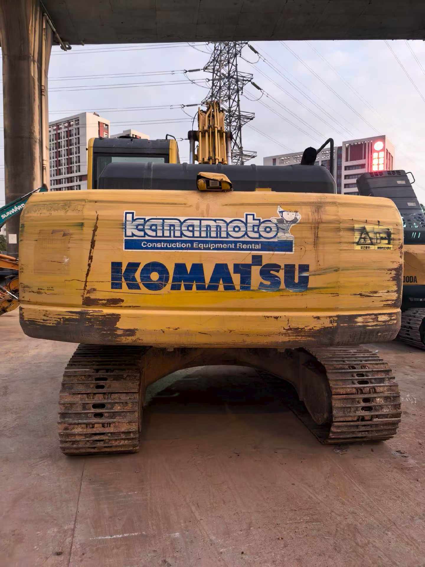 Used Komatsu PC200-8N1 Excavator 2013 Model / 2