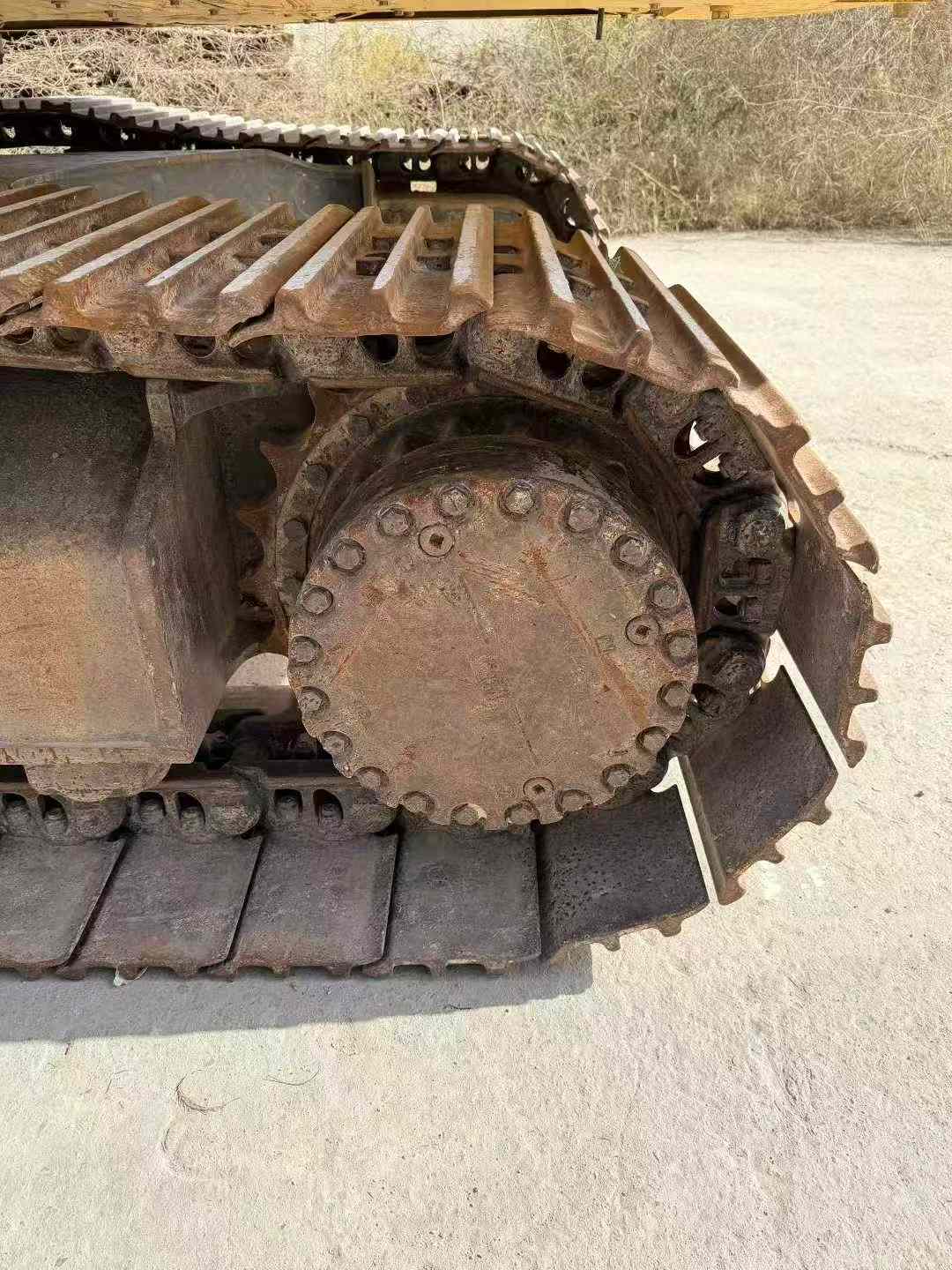 Used Komatsu PC220-8M0 Excavator 2020 Model / 8