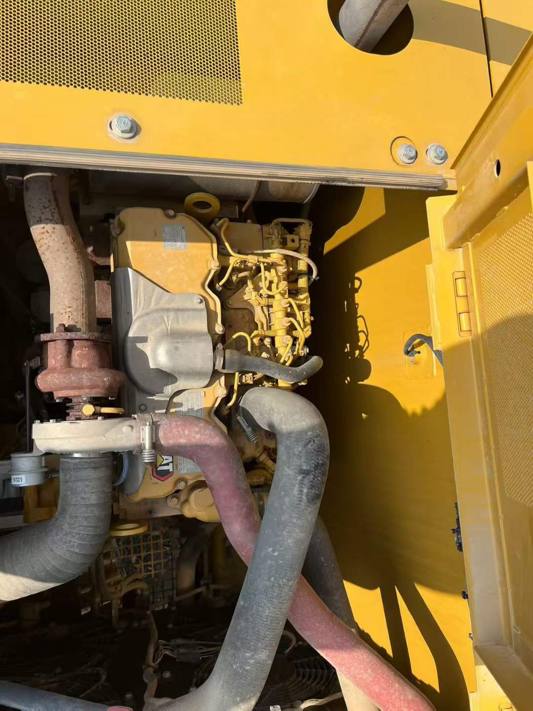 Used Caterpillar 320GC Excavator 2020 Model / 8