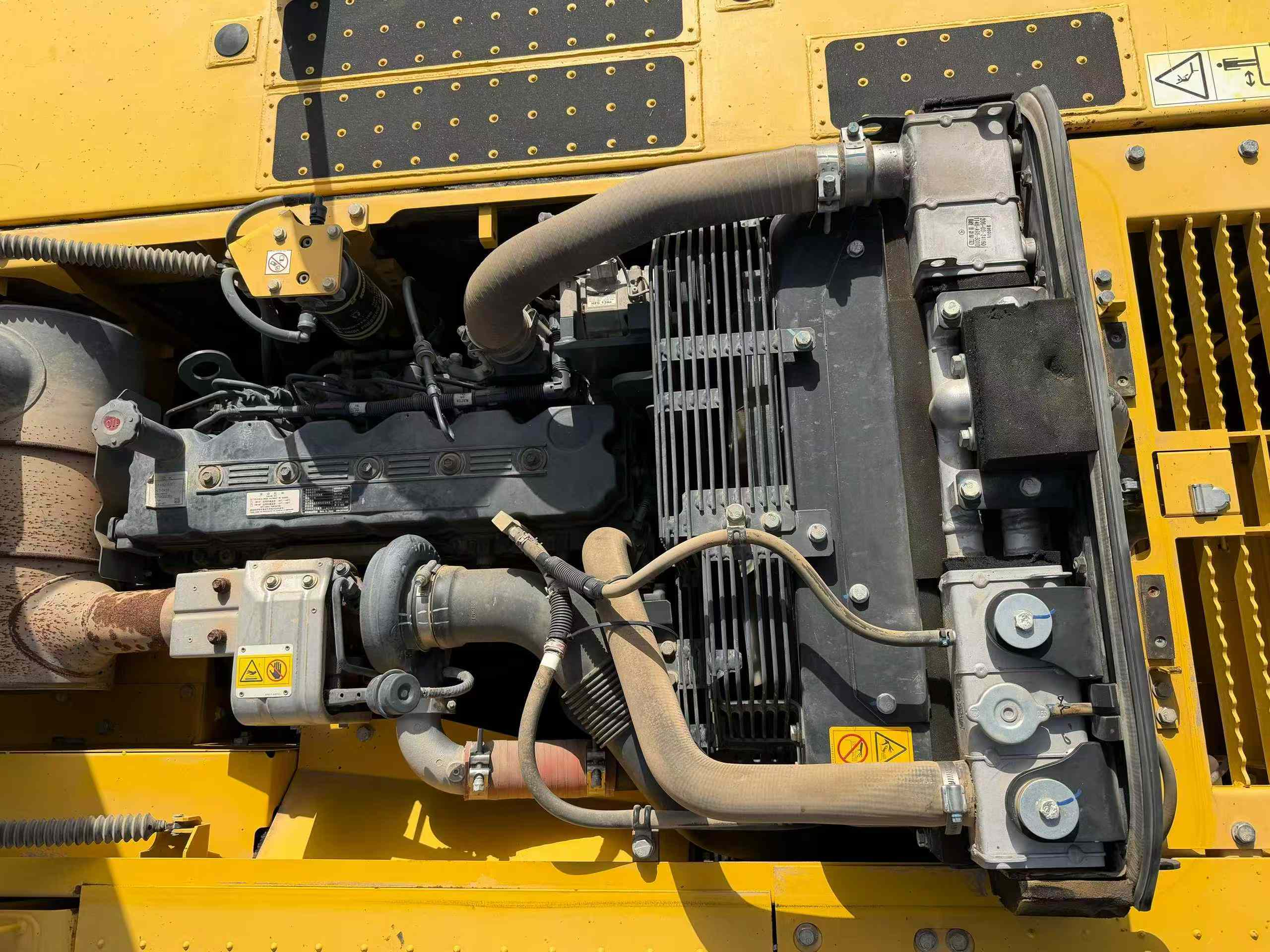 Used Komatsu PC220-8M0 Excavator 2020 Model / 7